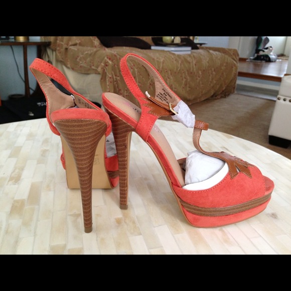 💋5in open-toe sandals. Peach, brown & cork-screw - Picture 4 of 4