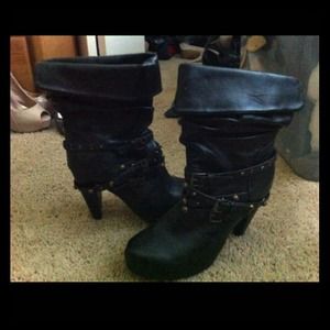 Dollhouse boots size 7.5