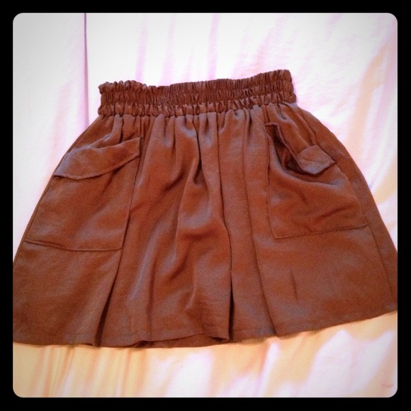 Mini khaki size small skirt