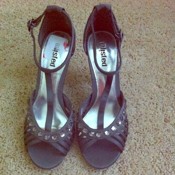 Grey Unlisted heels size 8