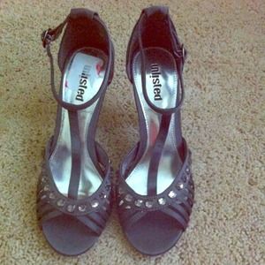 Grey Unlisted heels size 8