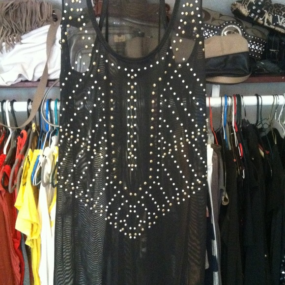 Black Tank. NO TRADES!! - Picture 2 of 3