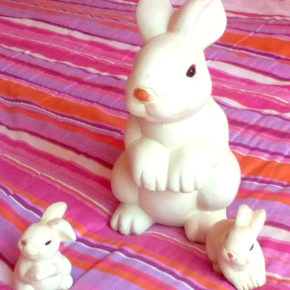 Set of 3 white ceramic bunnies