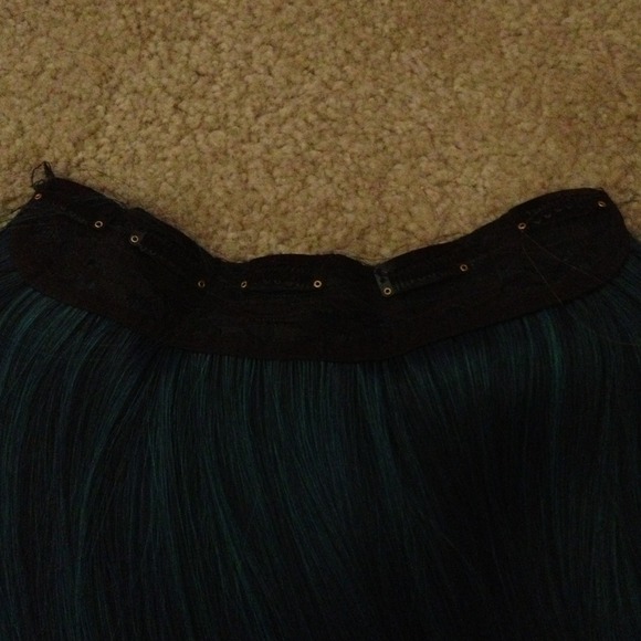 Ombré Hair Extension - Picture 2 of 3