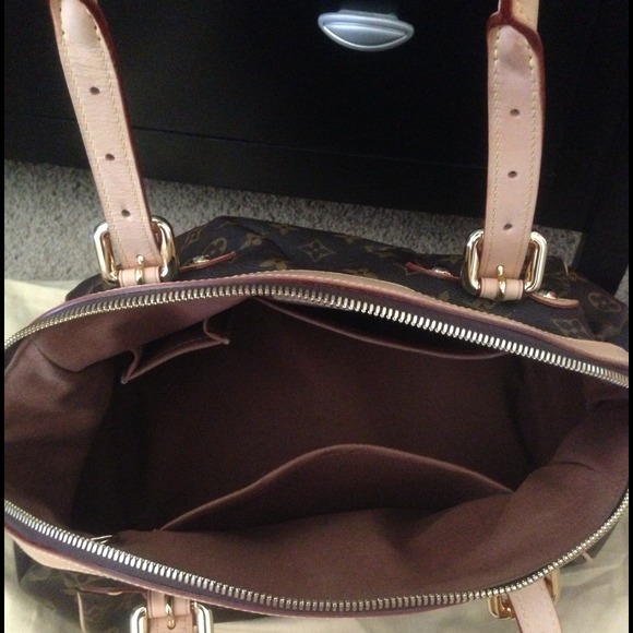 🅾SOLD ON EBAY🅾Authentic Louis Vuitton Tivoli GM - Picture 2 of 4