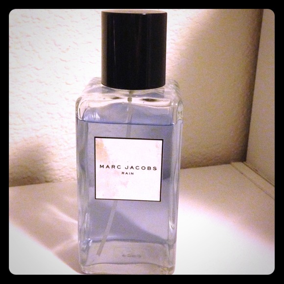MARC JACOBS RAIN💥LIMITED EDITION💥price is firm