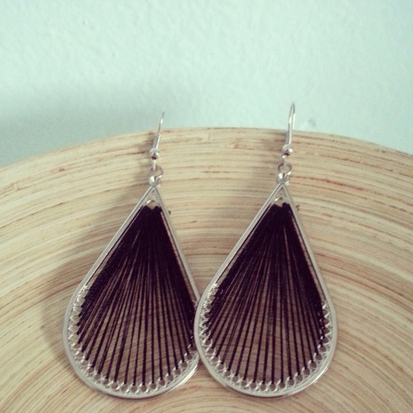 Black Strung Earrings🚫BUNDLED🚫jennamarie2010