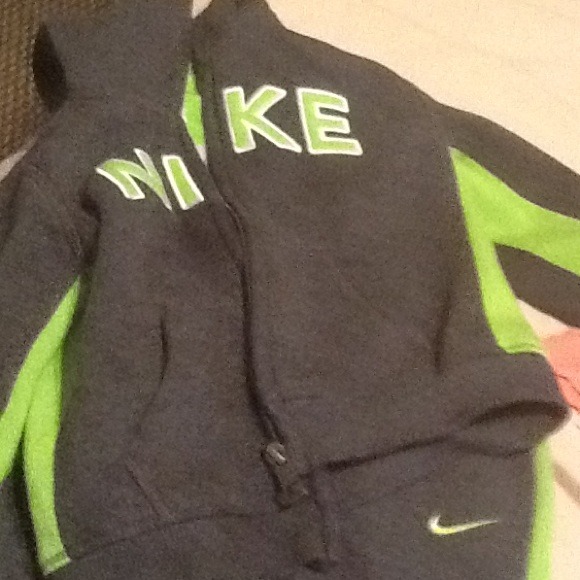 Nike sweat outfit sold!!!