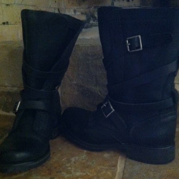 NWT Steve Madden boots