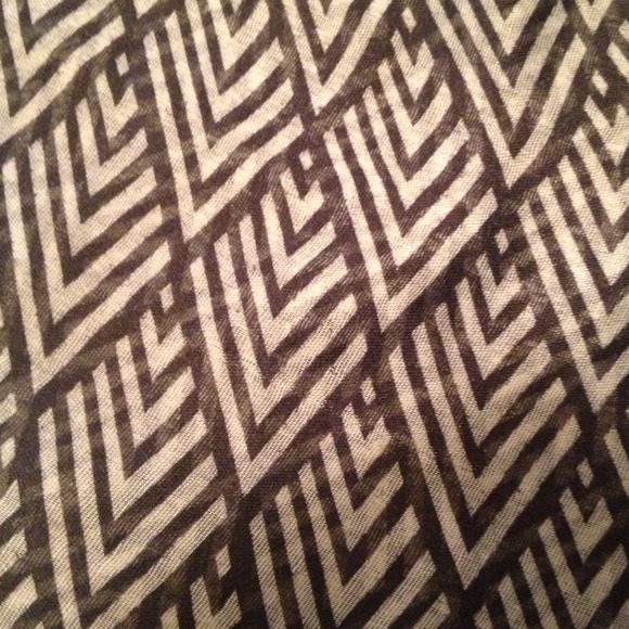 🚫SOLD🚫 art deco scarf - Picture 2 of 2