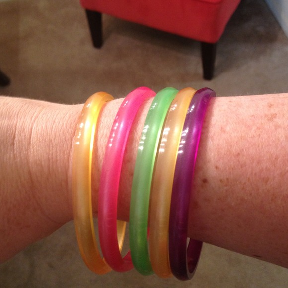 Fun arm candy!