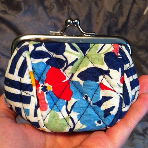 Vera Bradley summer cottage change purse