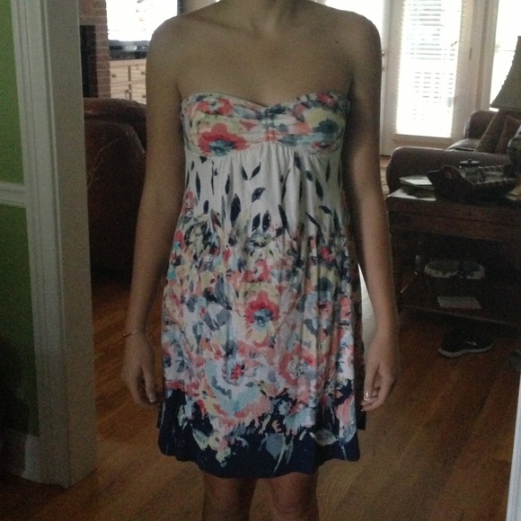 American Eagle strapless dress