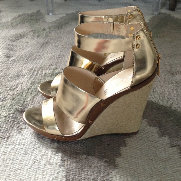 Reserved for @briajene KORS Michael kors wedges