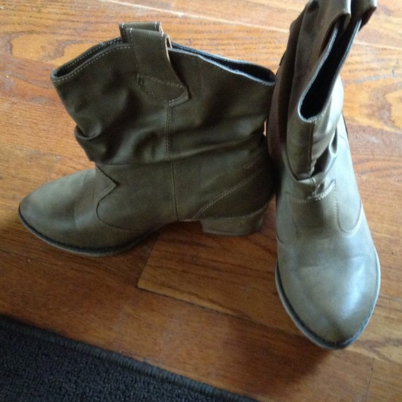 Sold!!! - Picture 2 of 2