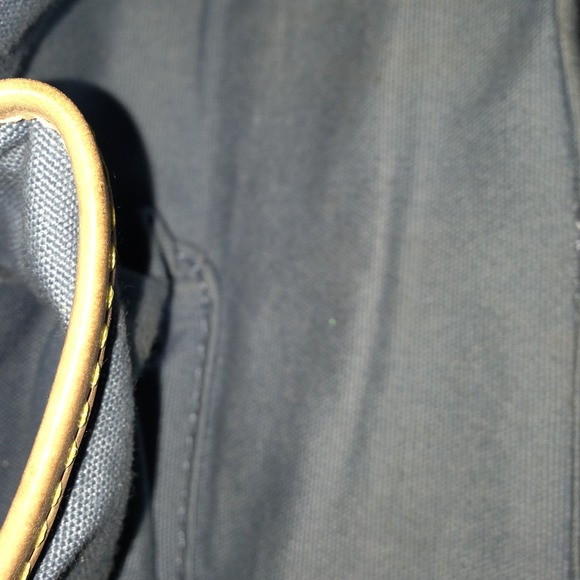 💯% Dooney & Bourke - Picture 2 of 4