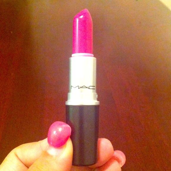 M.A.C lipstick