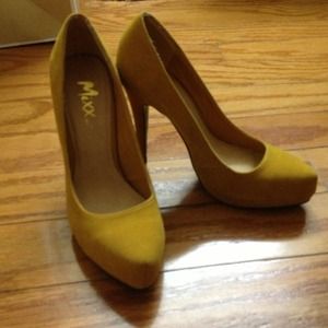 Yellow mustard stiletto heels