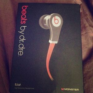 Authentic beats by dr. Dre tour