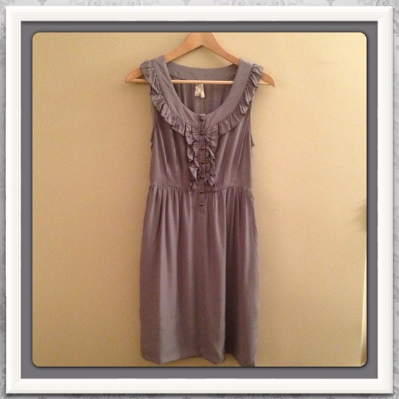 (bundled and sold!👍) Maeve Ruffle Trim Dress