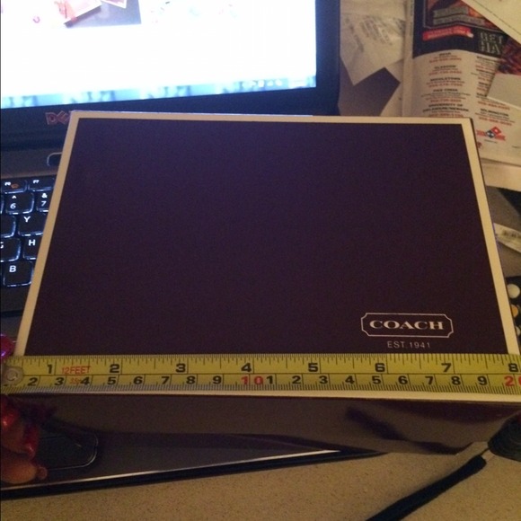 Coach box - Picture 2 of 4