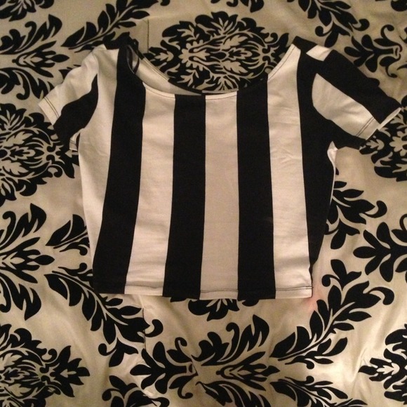 Stripped crop top ❤