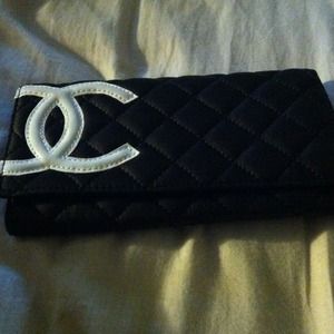 Chanel wallet