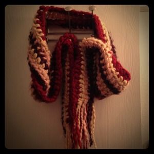 Knit scarf