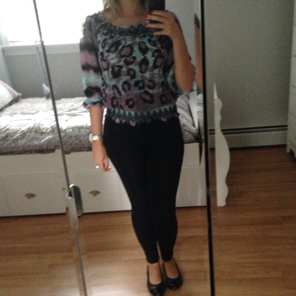 ✖️✖️ SOLD IN BUNDLE - Picture 3 of 3