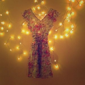 Gorgeous Floral Dress. 🌸🌺🌻