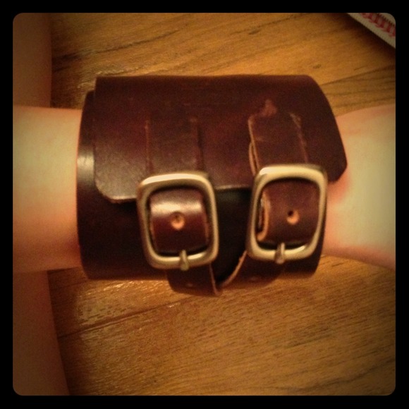 Leather cuff