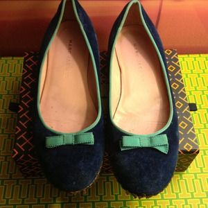 Marc Jacobs velvet flats