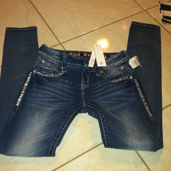 Rock revival skinny Stephanie