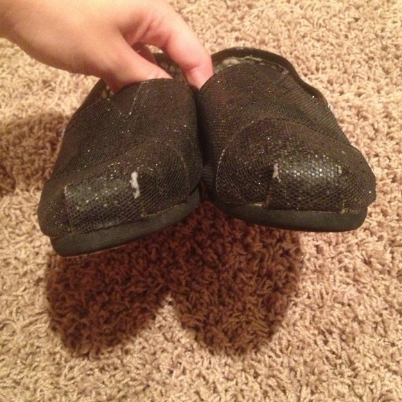 Used Black Sparkly Toms - Picture 3 of 4