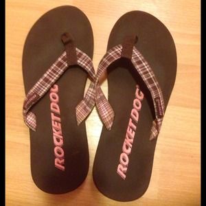 Pink and brown plaid flip flops