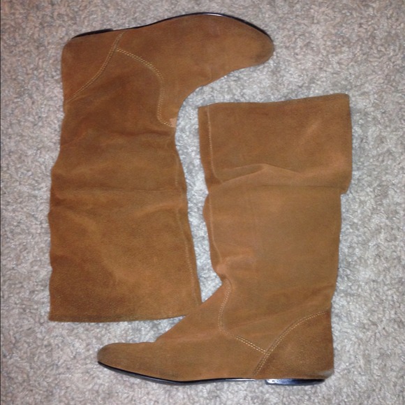 Tan boots