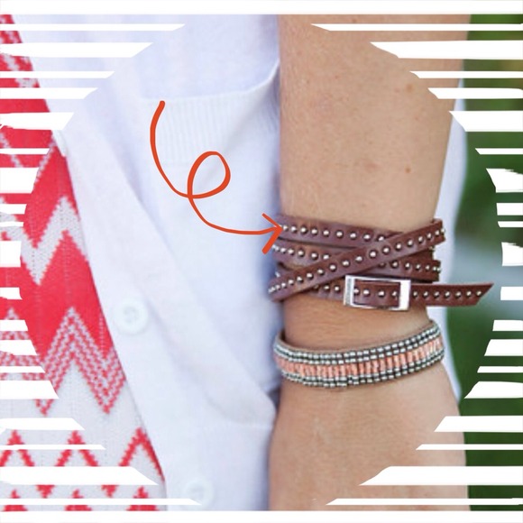 ❌SOLD❌Chic handcrafted leather&studded beads