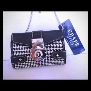 Chaps crossbody purse\wallet