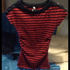 Stripped fitted shirt