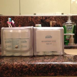 Mini proactiv travel kit