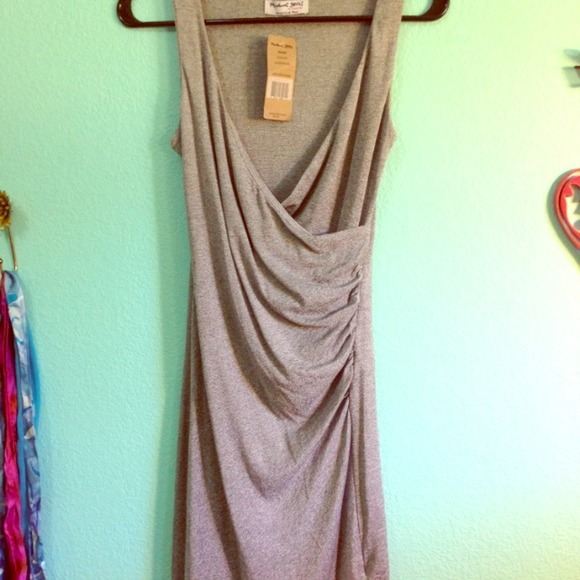 Michael Stars Dresses & Skirts - Michael Stars Surplice Neck Ruched Dress Size OS