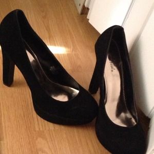Wet seal heels.