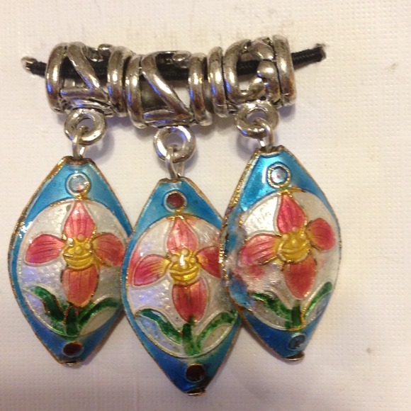 Jewelry - 3 enamel charms