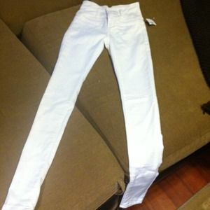 🎈🎈HOT WINTER WHITE HIGH WAISTED JEANS🎈🎈🎈