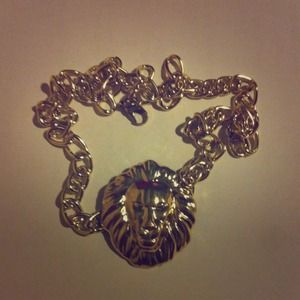 gold lion necklace