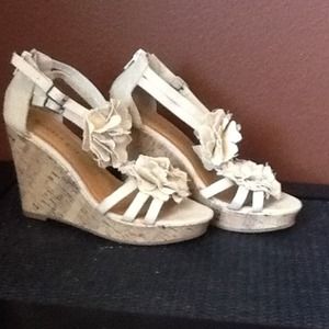 Madden girl kloverr. Wedges