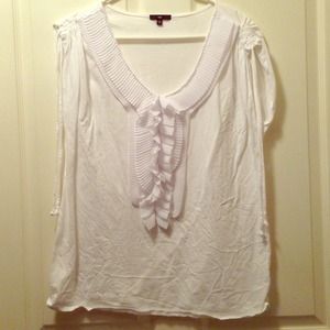 NEW White Top!