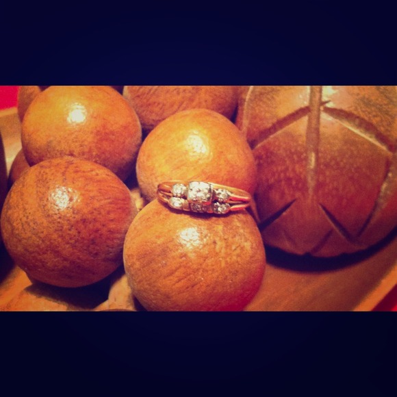 Antique diamond ring