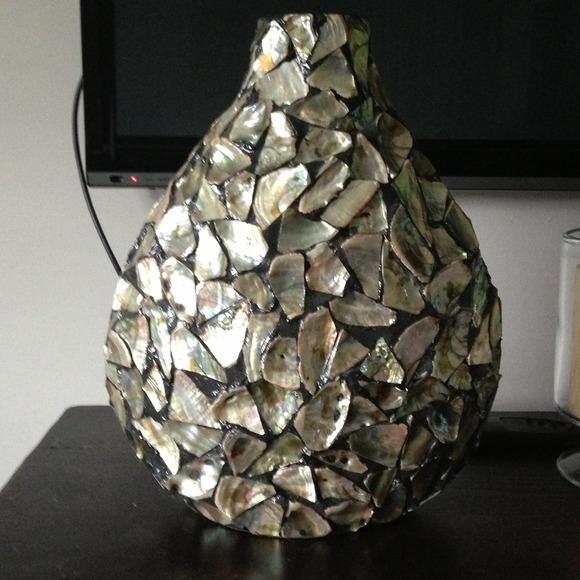 Pearl flaked Vase