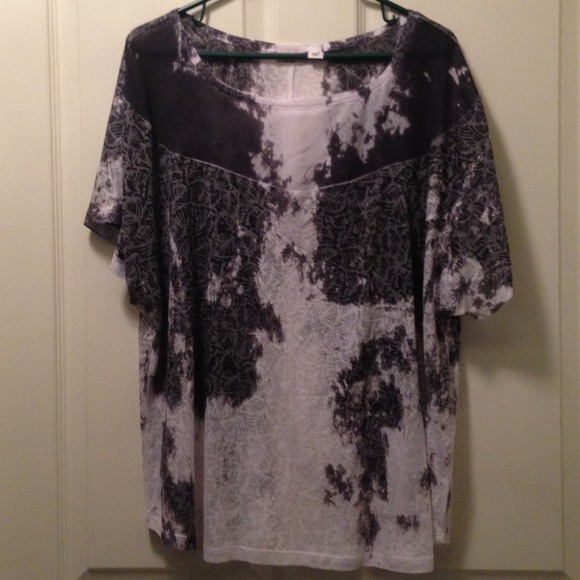 See-thru black & white tie dye top
